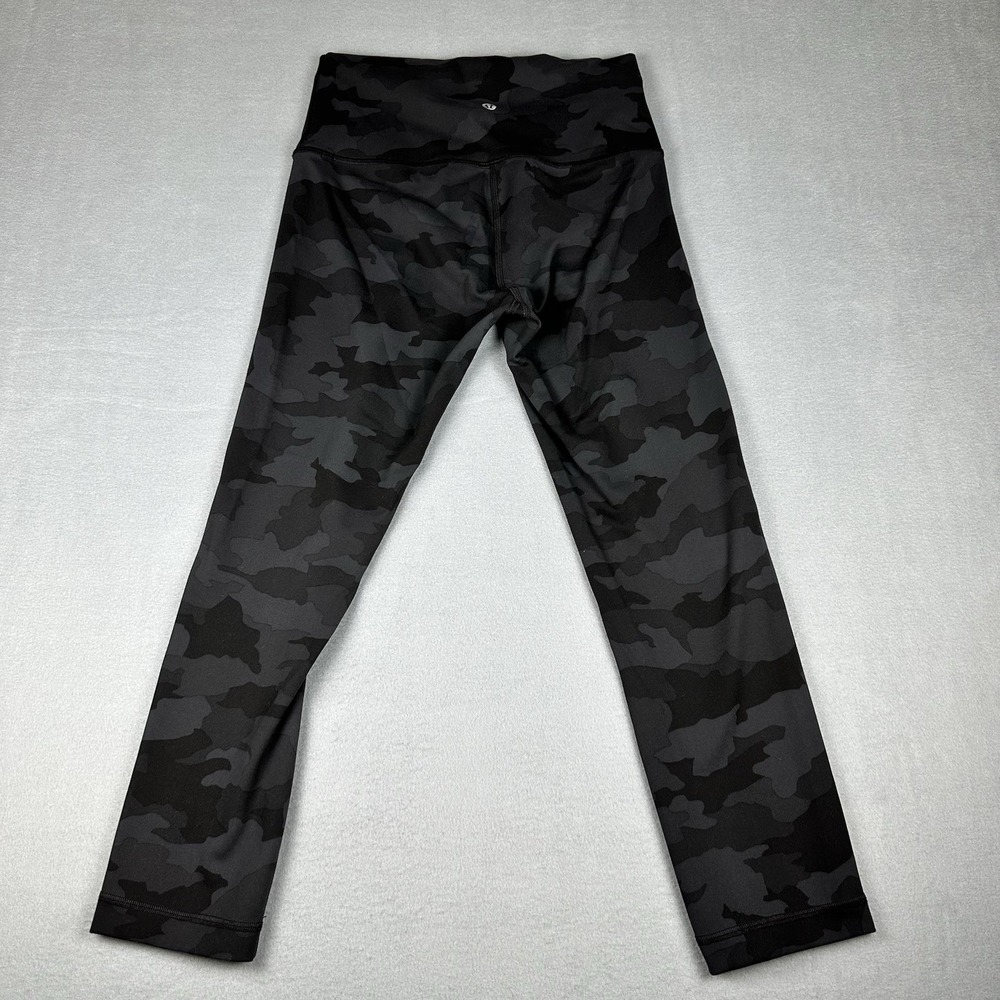 Lululemon Leggings Womens 6 Black Grey Camo Excellent High Rise Crop W6BFBS - Picture 7 of 16